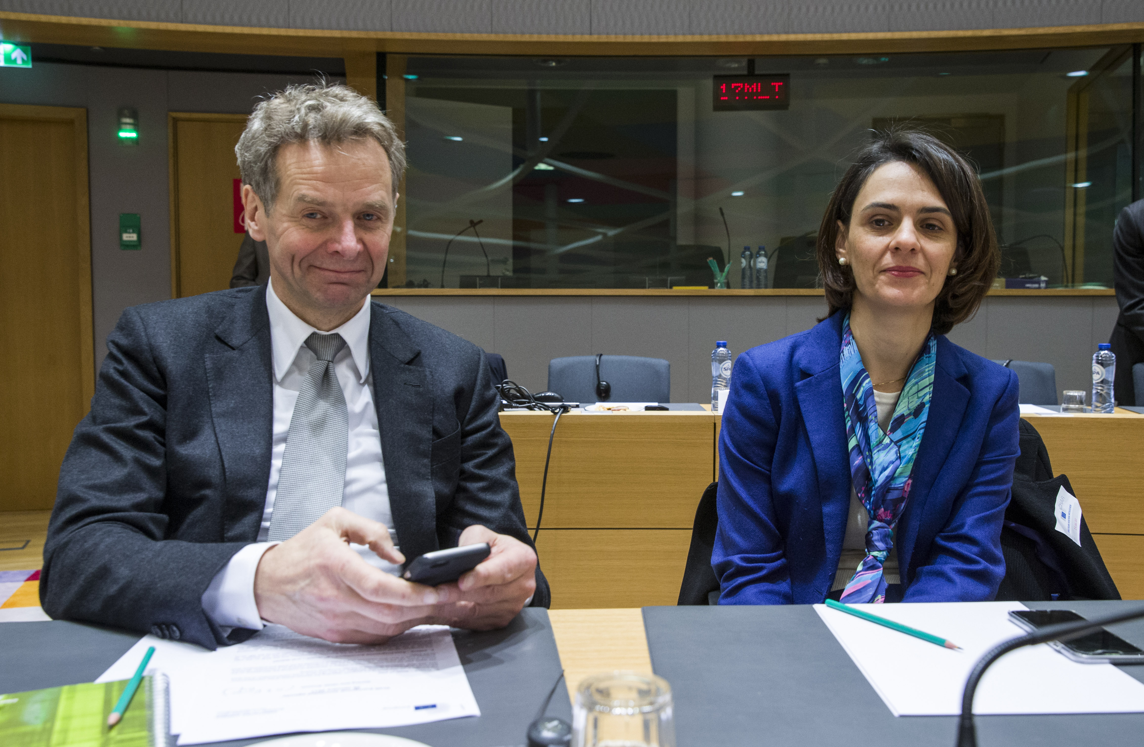 Δυστοκία στις συνομιλίες της πρώτης ημέρας – Το κουαρτέτο ζητεί μέτρα 2% του ΑΕΠ